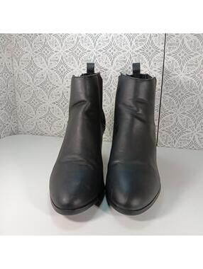 Qupid Heeled boots Black US Sz 8 3" Block Heel.